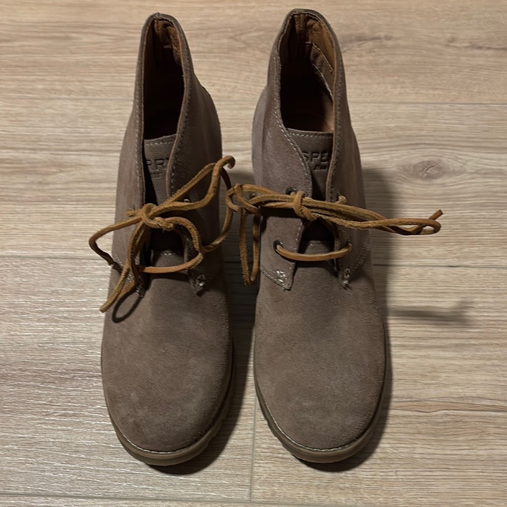 Sperry Top-Sider Women's Size 9M Stella Prow Ankle Bootie Taupe STS96139